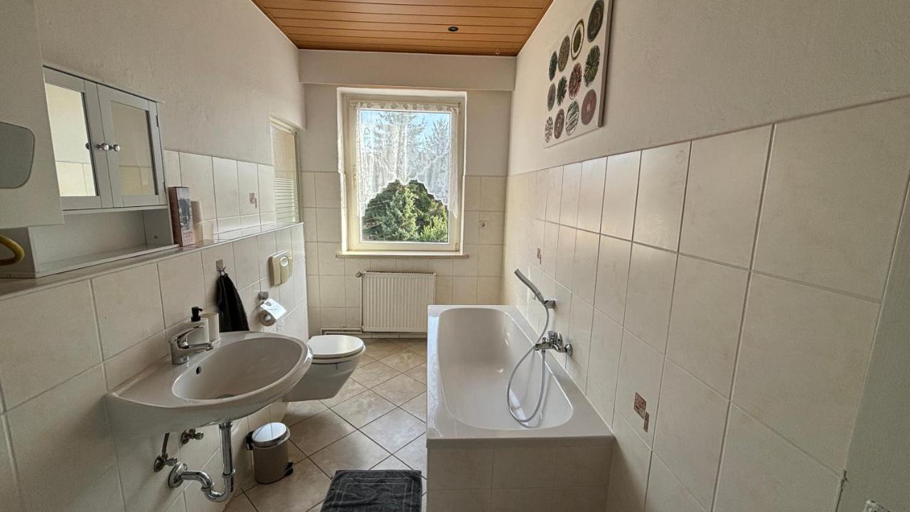 Bitterfelder Cityapartment Im Dichterviertel Exteriör bild